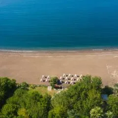 Eden Bungalows and Beach