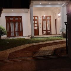 Elite Holiday Home, Anuradhapura