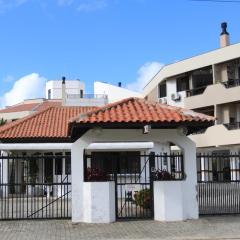Ape Gaivota( ingleses) 2 quartos(1suite) garagem .