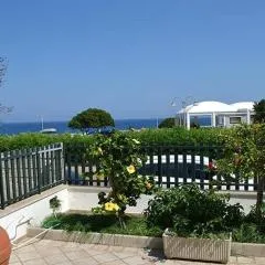 Lovely Holiday Apartment Quadrilocale Con Vista Mare Pt51 With Terrace Sea