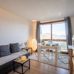 Studio Soyouz Vanguard-86 by Interhome