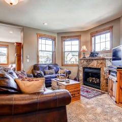 Rachel Lane Home: Views, Style, Hot Tub