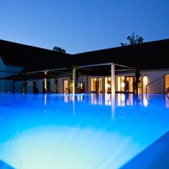 بي آند أو باركهوتيل