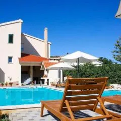Villa Matia with pool
