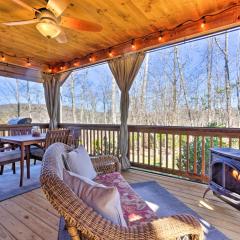 Modern Cabin with Deck, Grill and Chinquapin Amenities