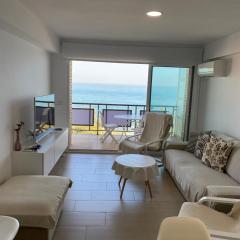 Ático en primerísima linea de playa!!!