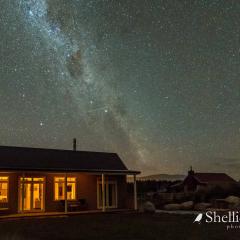 Night Sky Cottage - Kahu Cottage - HOT TUB