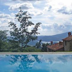 Villa Vallorsaia con piscina privata