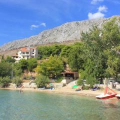 Apartments Mir - close to beach