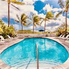 OCEAN FRONT BEACH PADS---South Beach