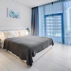 Beautiful apartment with Burj Khalifa view