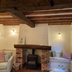 Rock View Cottage, 2 bedrooms near Alton Towers