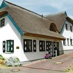 Holiday Home Kapitänshaus by Interhome