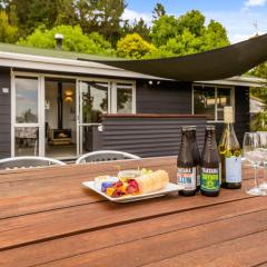 Fantail Cottage - Lake Rotoiti Holiday Home