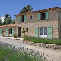 Provencal air conditioned villa with private pool and stunning views