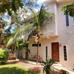 MINI PINI BIRD WATCHING AND CENOTE Loft