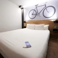 Kyriad Hotel Laval