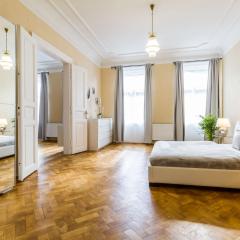 Lovely 2BDs apartment near Petřín Tower - P14