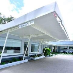 Sun Plaza Motel