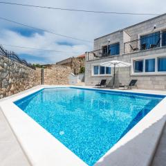 Apartments Villa Kabalero