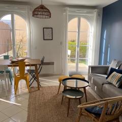 Apartment 2 Bedroomed Near Disneyland Paris with Garden Parking at Serris