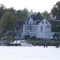 Wohnen am Seglerhafen mit Traveblick im Kontorhaus viele Extras