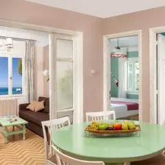 Avgi by the Sea