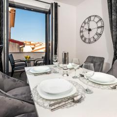 Deluxe Apartments A&A