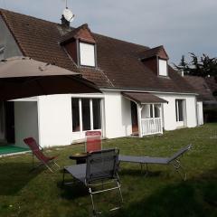 Agon-Coutainville, Villa spacieuse à 250m de la mer