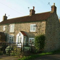 Cottage with amazing views of the North York Moors