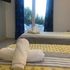 Studio Banos Apartments and Swimming Pool