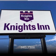 Knights Inn Fairview