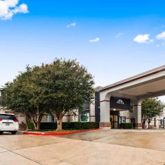 SureStay Plus Hotel By Best Western San Antonio North 281 N