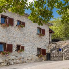 Old Stone House