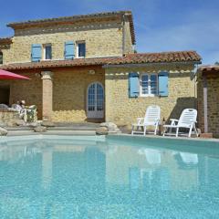 Heritage Villa in Les Mages with Swimming Pool