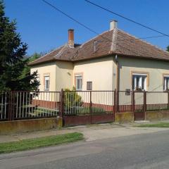 Holiday home Abadszalok/Theiss-See 27793