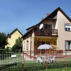 Holiday home in Balatonkeresztur 19524