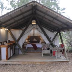 Heritage Glamping, Woodlands tent