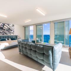 Barreirinha Suite Top Floor by HR Madeira