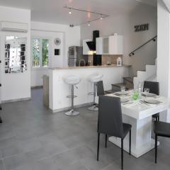 Maison tendance avec jardin, centre village, Alpilles, familles