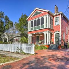 Vibrant NOLA Retreat about 2 Miles to Bourbon Street