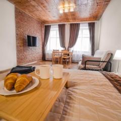 Luxury apartment with Rynok square view