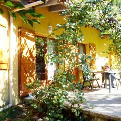 Romantic cottage in the Ardeche with free WiFi and TV