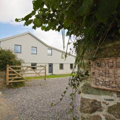 Moult Hill Barn