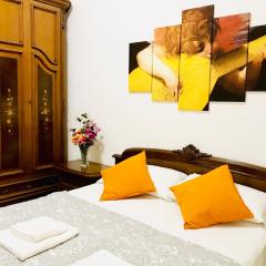 Stunning 4 Room Apartment in Rome