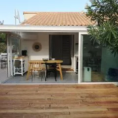 Frontignan petit maison coquette 50 m2 à 100 m de la plage