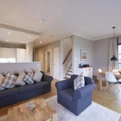 Reetland am Meer - Premium Reetdachvilla mit 3 Schlafzimmern, Sauna und Kamin F10