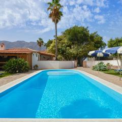 2 bedrooms house with shared pool enclosed garden and wifi at Buenavista del Norte 1 km away from the beach