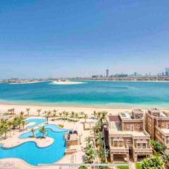 Balqis Residense Palm Jumeirah,Pool, Beach, Top floor, Full sea view, Restaurants