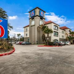 Motel 6-Houston, TX - Spring